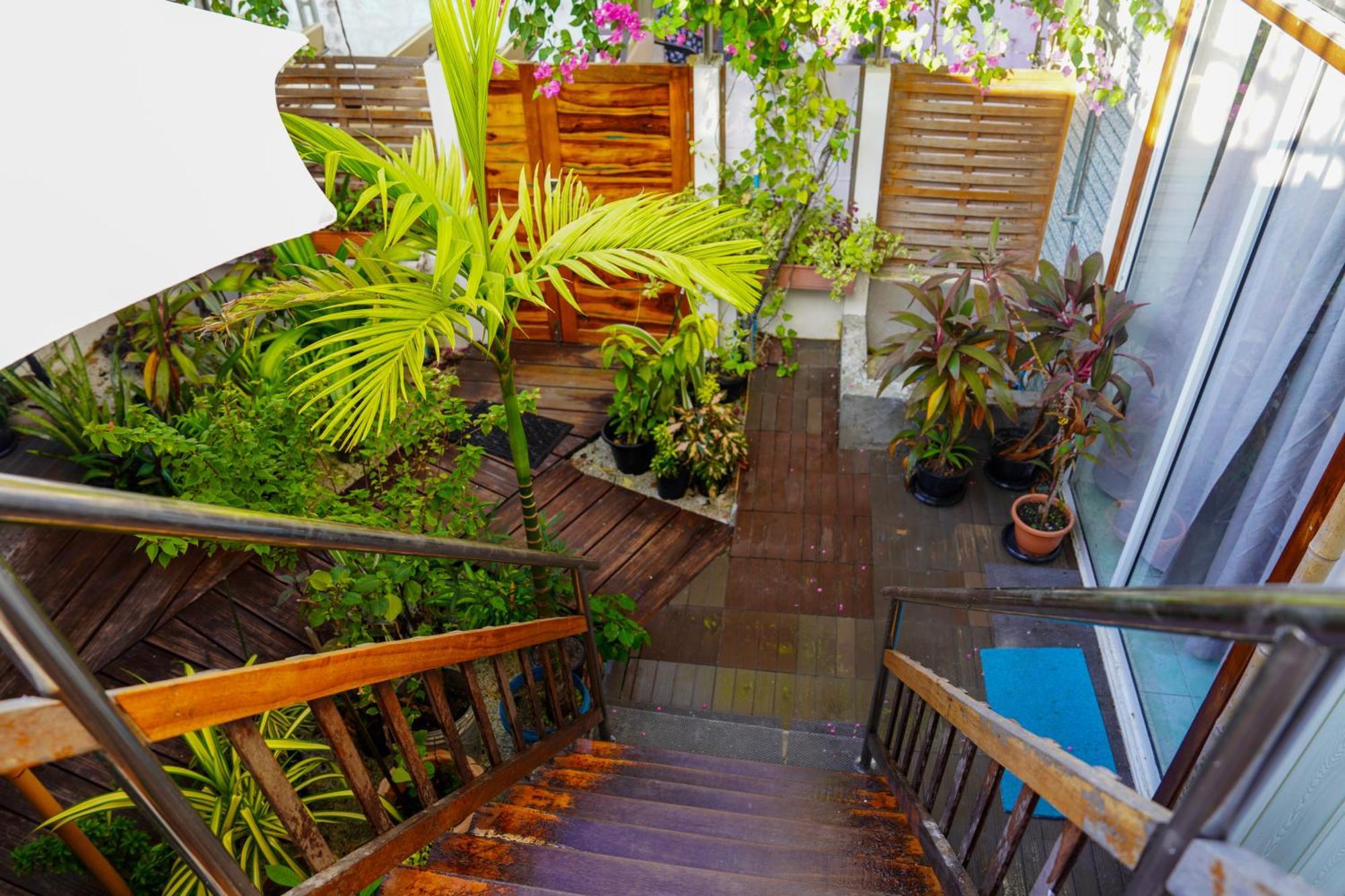 Sun & Surf Hotel Thulusdhoo ภายนอก รูปภาพ